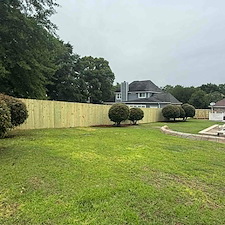 370-Plus-ft-Wood-Privacy-Fence-Installation-with-Double-Drive-Gate-in-Gulfport-MS 3